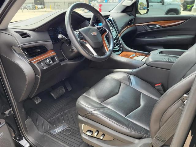 2018 Cadillac Escalade Standard