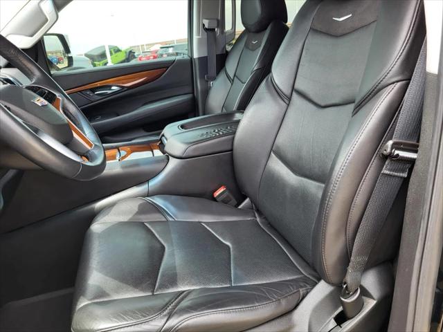 2018 Cadillac Escalade Standard