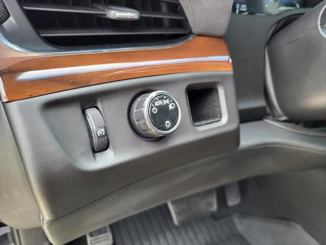 2018 Cadillac Escalade Standard