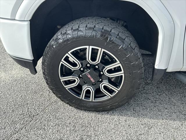 2022 GMC Sierra 3500HD 4WD Crew Cab Standard Bed AT4