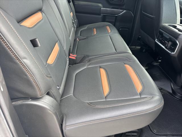 2022 GMC Sierra 3500HD 4WD Crew Cab Standard Bed AT4