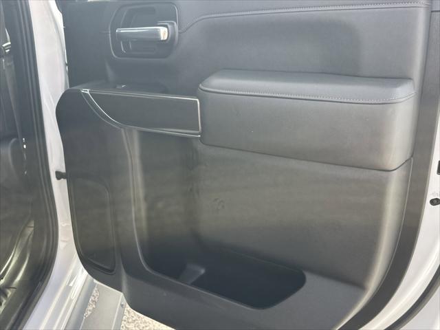 2022 GMC Sierra 3500HD 4WD Crew Cab Standard Bed AT4