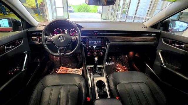 2022 Volkswagen Passat 2.0T Limited Edition