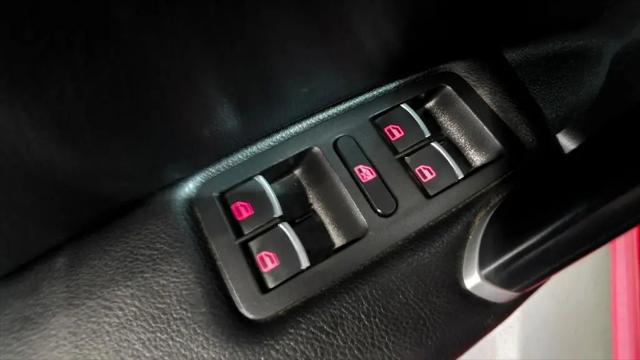 2022 Volkswagen Passat 2.0T Limited Edition