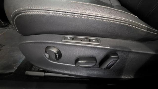 2022 Volkswagen Passat 2.0T Limited Edition