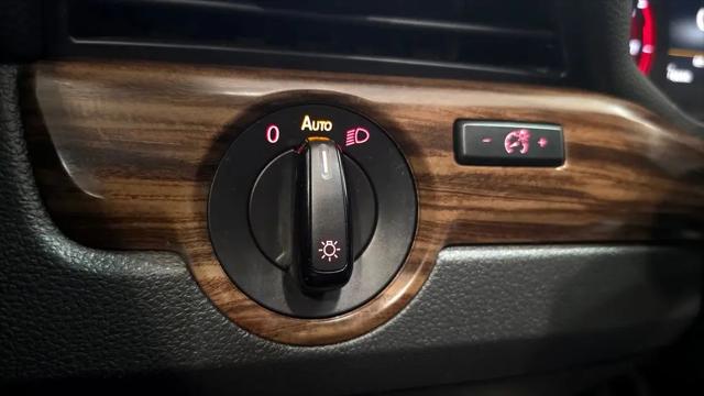2022 Volkswagen Passat 2.0T Limited Edition