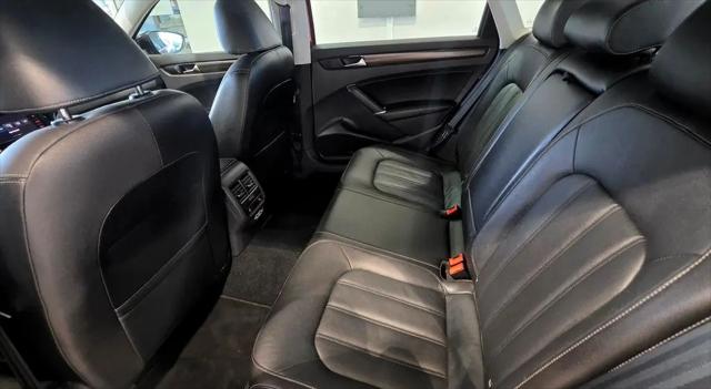 2022 Volkswagen Passat 2.0T Limited Edition