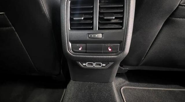 2022 Volkswagen Passat 2.0T Limited Edition