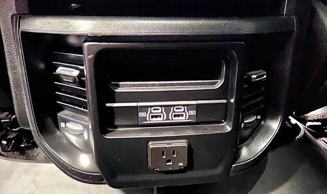2023 Ram 1500 Laramie Crew Cab 4x4 5'7" Box