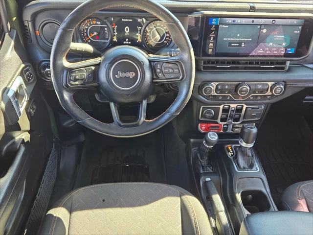 2024 Jeep Gladiator Sport