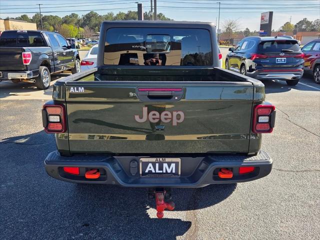 2024 Jeep Gladiator Sport