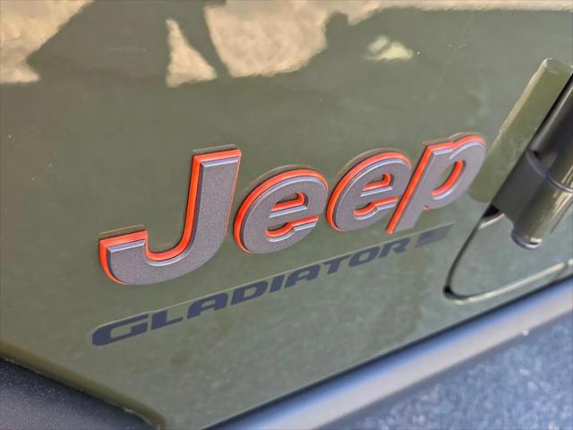2024 Jeep Gladiator Sport