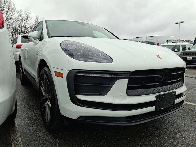 2023 Porsche Macan T