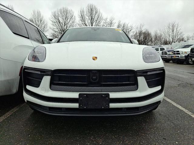 2023 Porsche Macan T