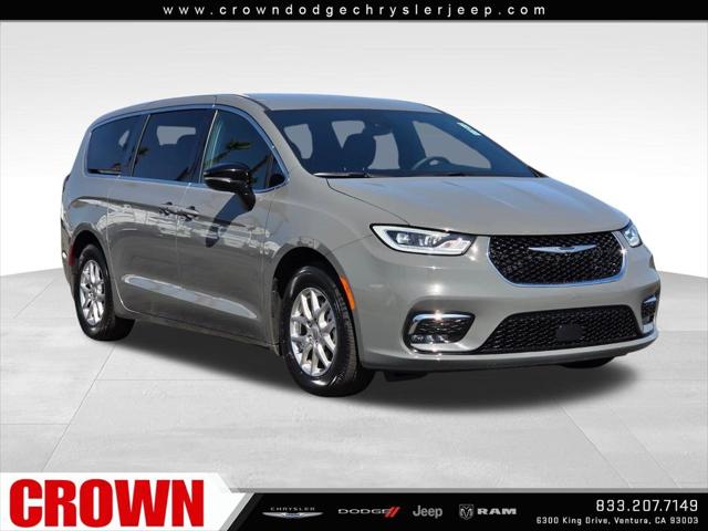 2025 Chrysler Pacifica Select for sale in Ventura, CA