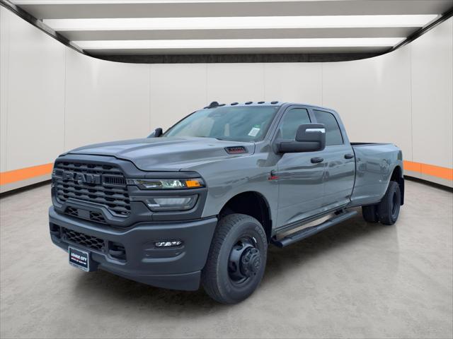 2026 RAM Ram 3500 RAM 3500 TRADESMAN CREW CAB 4X4 8 BOX