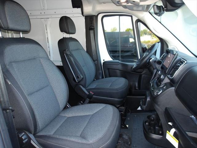 2025 Ram ProMaster Cargo Van SLT Super High Roof 159" WB EXT