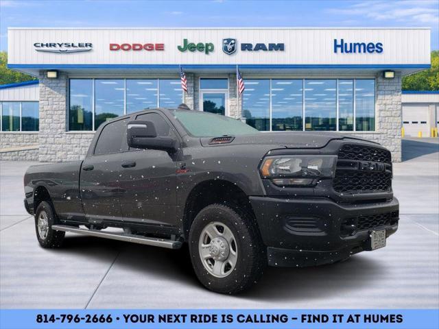 2024 RAM 3500 Tradesman Crew Cab 4x4 8 Box