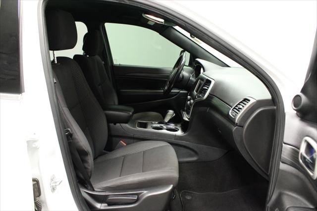 2019 Jeep Grand Cherokee Laredo 4x2