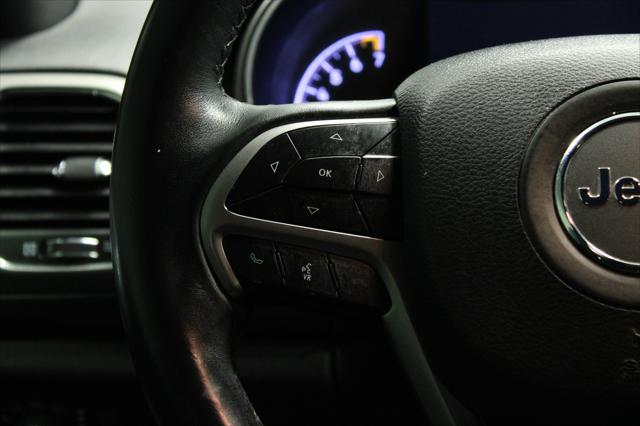 2019 Jeep Grand Cherokee Laredo 4x2