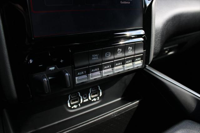 2024 Ram 3500 Big Horn Crew Cab 4x4 6'4" Box