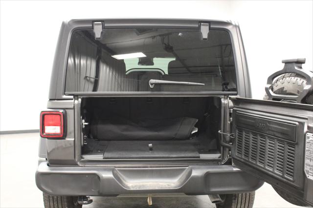 2025 Jeep Wrangler 4-Door Summit 4x4