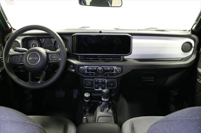 2025 Jeep Wrangler 4-Door Summit 4x4