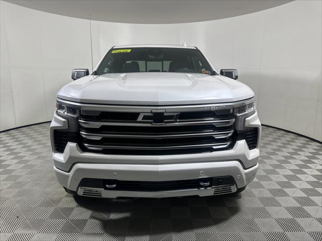 2023 Chevrolet Silverado 1500 4WD Crew Cab Short Bed High Country