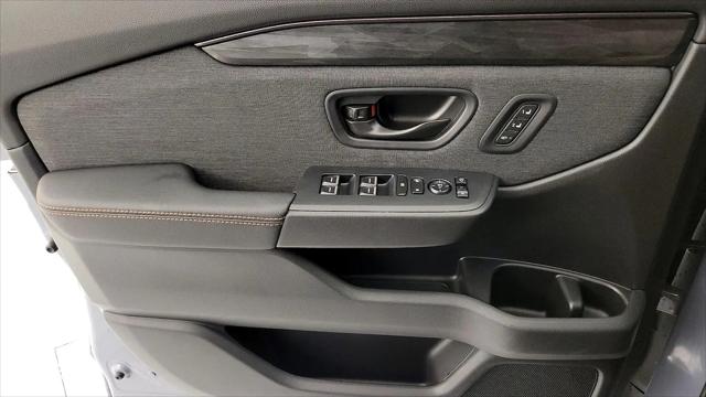 2026 Honda Passport AWD TrailSport Blackout