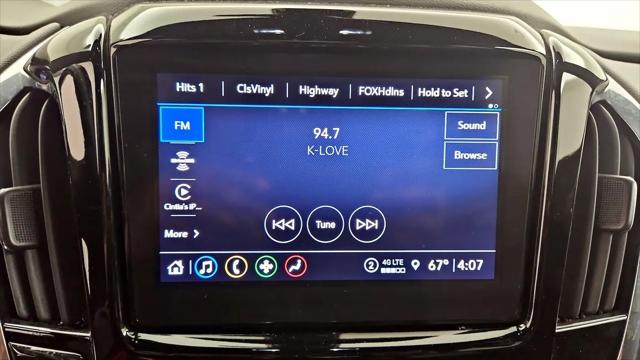 2023 Chevrolet Traverse FWD LT Leather