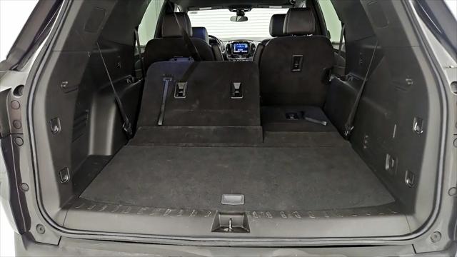 2023 Chevrolet Traverse FWD LT Leather