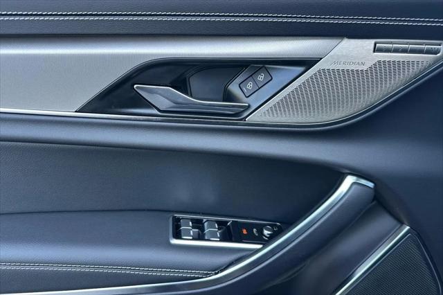 2024 Jaguar XF R-Dynamic SE P250 AWD Automatic