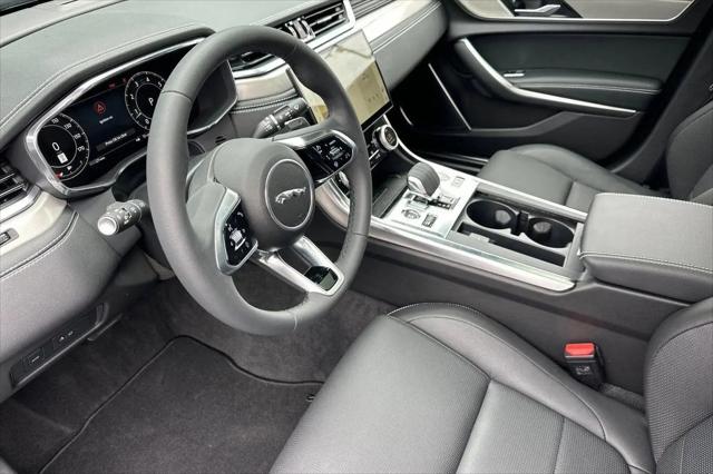 2024 Jaguar XF R-Dynamic SE P250 AWD Automatic