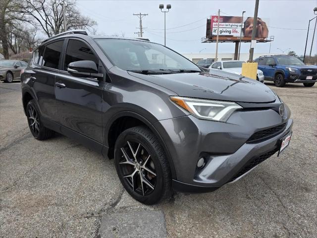 2017 Toyota RAV4 SE