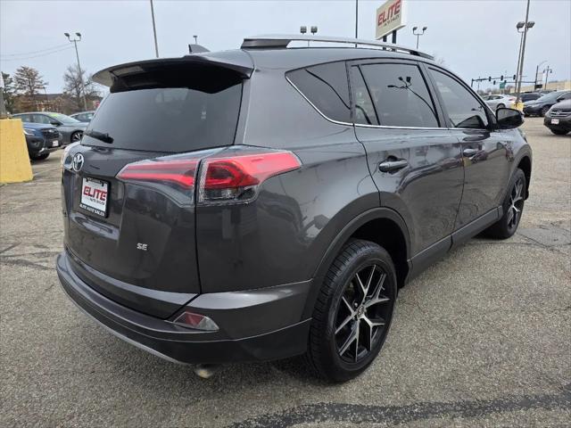 2017 Toyota RAV4 SE