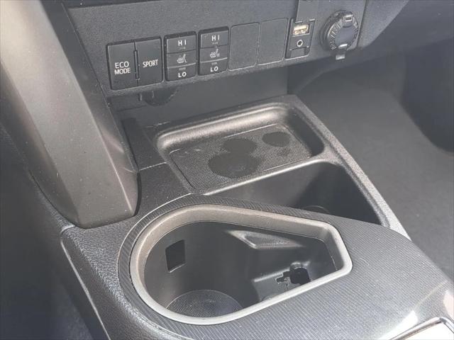 2017 Toyota RAV4 SE