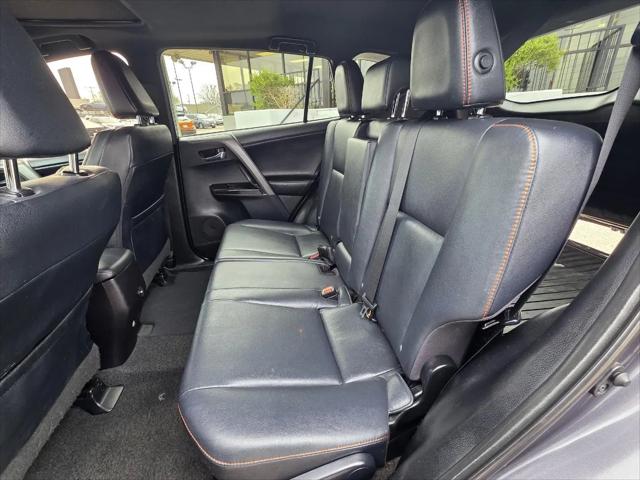 2017 Toyota RAV4 SE