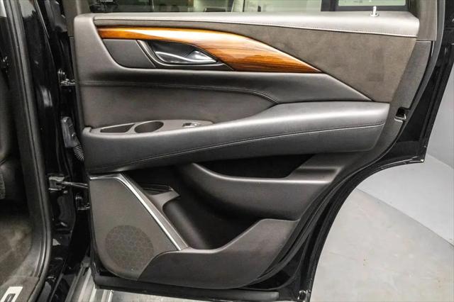 2015 Cadillac Escalade Luxury