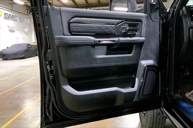 2026 Ram 3500 Limited Crew Cab 4x4 8' Box