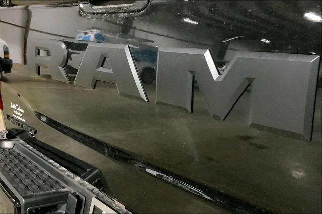 2026 Ram 3500 Limited Crew Cab 4x4 8' Box