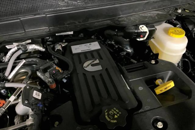 2026 Ram 3500 Limited Crew Cab 4x4 8' Box