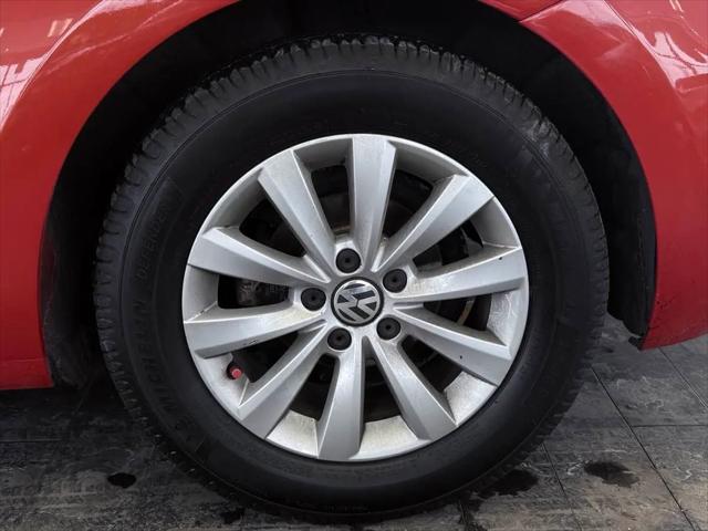 2017 Volkswagen Beetle 1.8T S