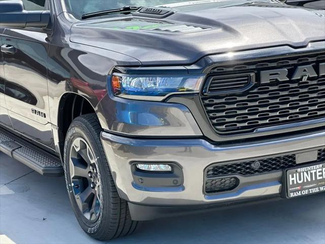 2026 Ram 1500 Express Crew Cab 4x4 5'7" Box