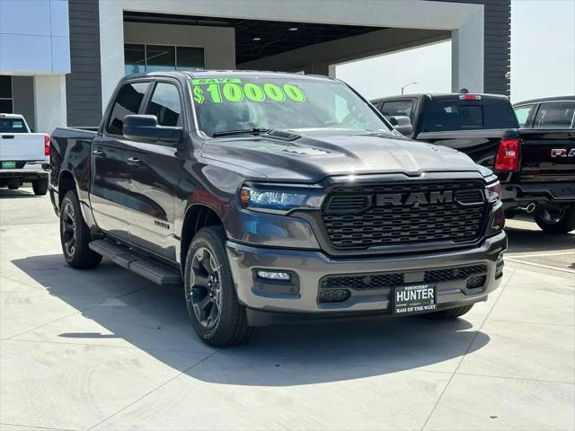 2026 Ram 1500 Express Crew Cab 4x4 5'7" Box