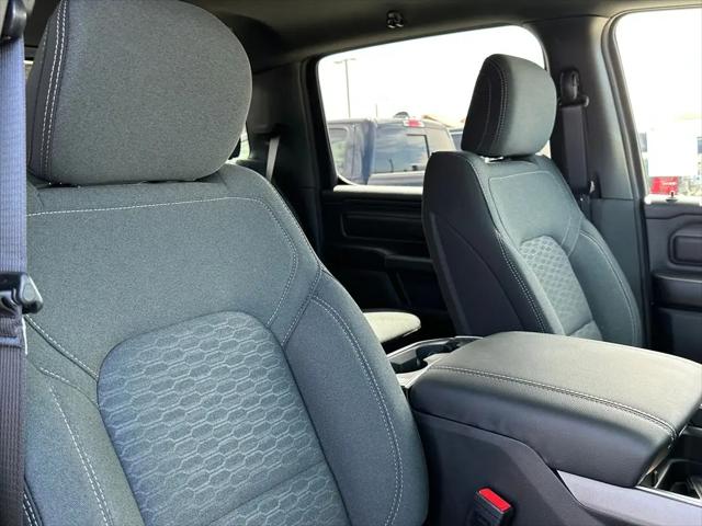 2026 Ram 1500 Express Crew Cab 4x4 5'7" Box