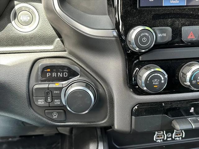 2026 Ram 1500 Express Crew Cab 4x4 5'7" Box