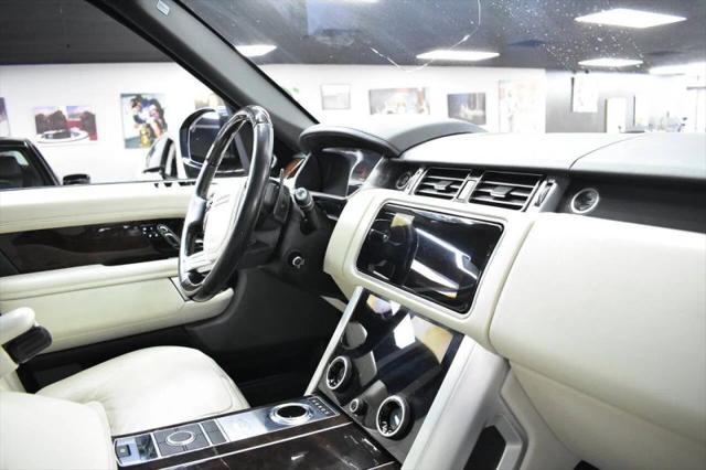 2020 Land Rover Range Rover P525 HSE