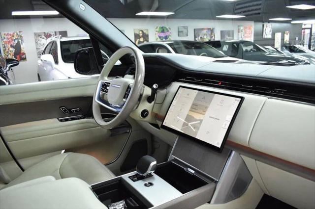 2025 Land Rover Range Rover P530 Autobiography 7 Seat
