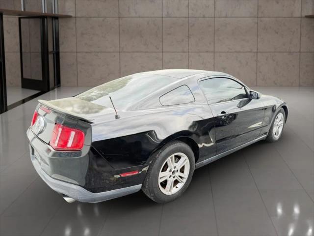 2012 Ford Mustang V6