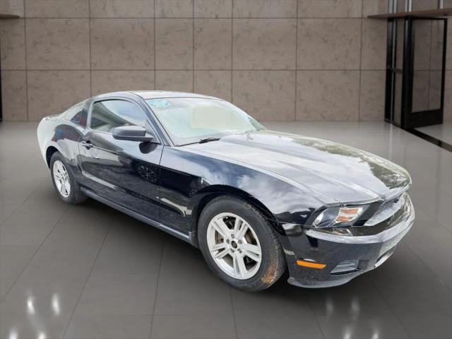 2012 Ford Mustang V6